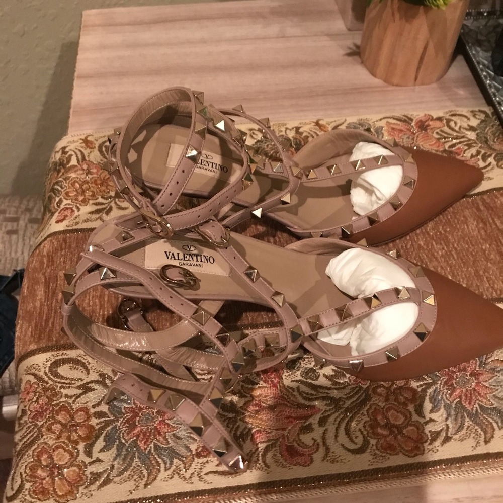 Valentino pumps